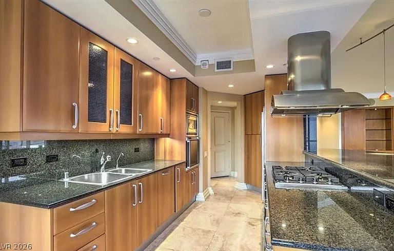 2747 Paradise Rd #1906 — Photo 37