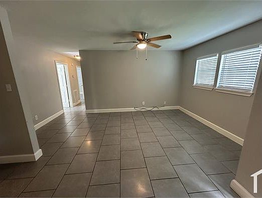 1st image of 9329 Chesterfield Dr