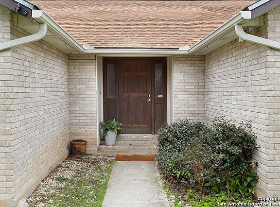 4th image of 8034 Misty Park St