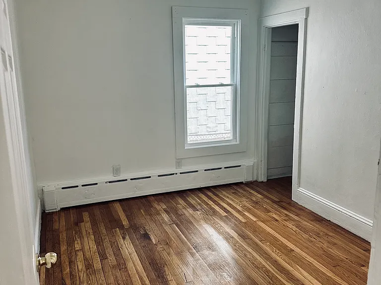 27 Nelson St #1 — Photo 8