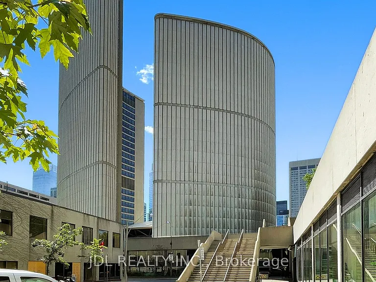 111 Elizabeth St #1037 — Photo 26