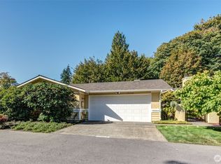 15914 Village Green Dr UNIT B, Mill Creek, WA 98012