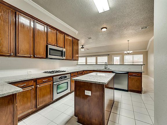 3rd image of 9805 Enmore Ln