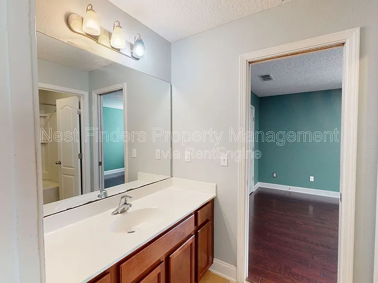 2588 Cody Dr — Photo 35