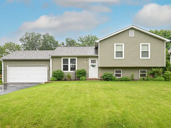 191 Lakewood Dr, Antioch, IL 60002