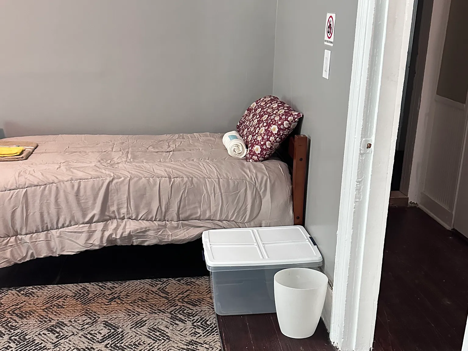 6 bed, 2657 sqft, $650 — Photo 3