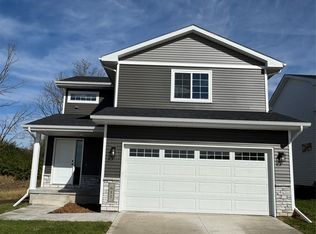 611 W Wright Rd, Norwalk, IA 50211