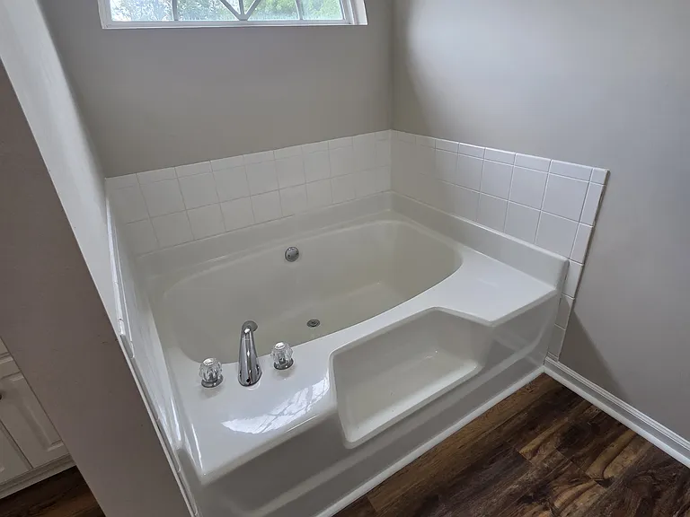 4909 Orchard Hill Dr — Photo 15