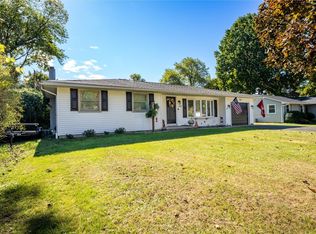 270 Shadmore Dr, Rochester, NY 14626