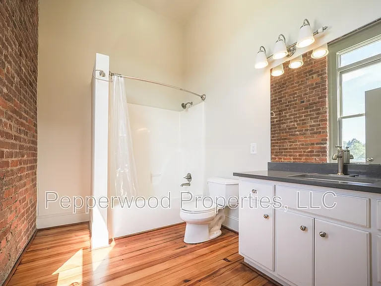 149 S Daniel Morgan Ave #B — Photo 12