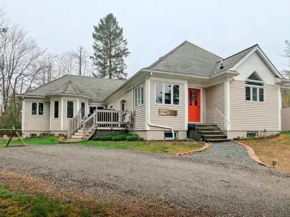 349 Douglas Highway, Lamoine, ME 04605