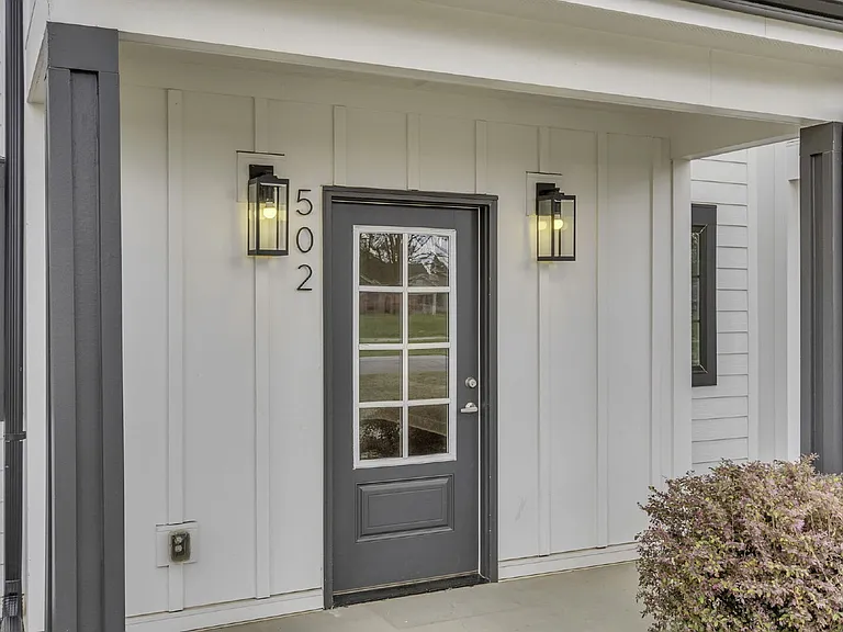 8 Tolar Rd — Photo 31