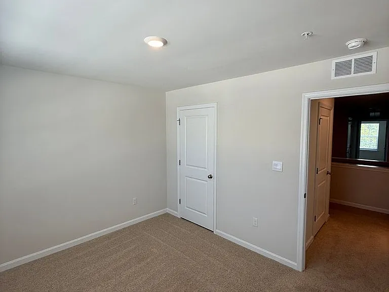 152 Hannock St — Photo 19