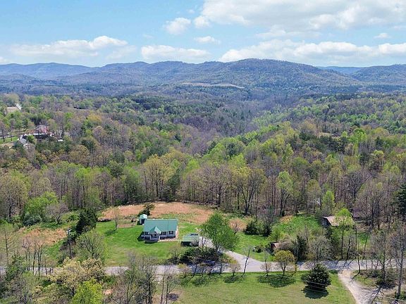 3rd image of 1494 Lum Strunk Rd