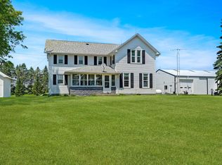 3806 W Gresham Rd, Cedar Falls, IA 50613