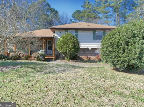 6965 Stephens Dr, Rex, GA 30273