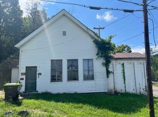 8 Bertha St, Pulaski, VA 24301