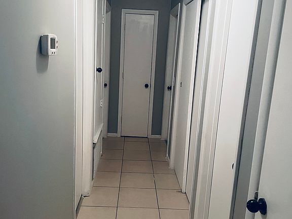 2nd image of 2206 Pinewood Dr