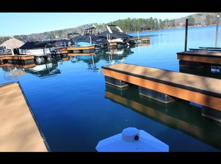 127 N Waterside Dr, Seneca, SC 29672