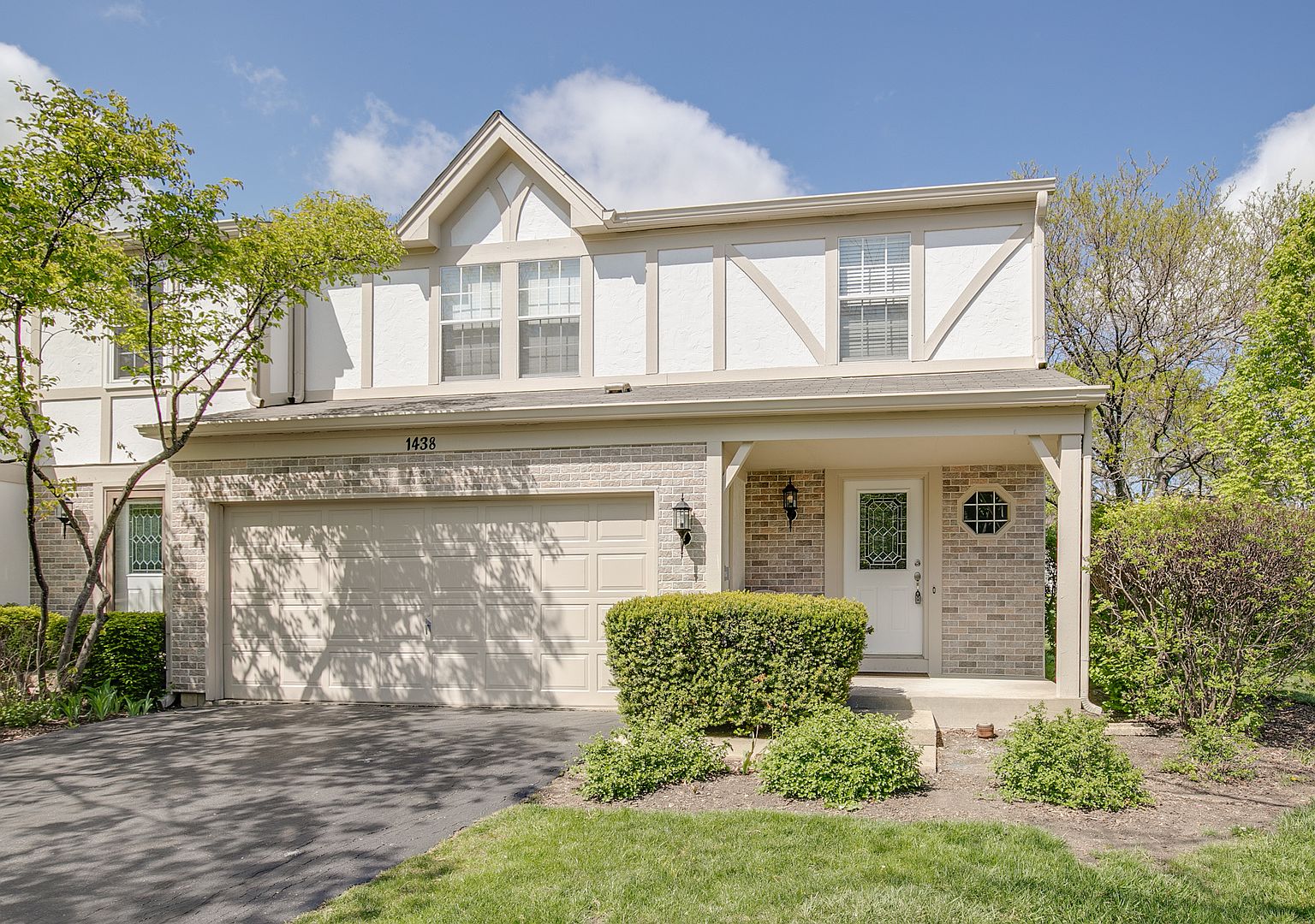 1438 W Sapphire Dr, Hoffman Estates, IL 60192 Zillow