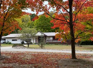 890 Pleasant Valley Rd, Boyne City, MI 49712