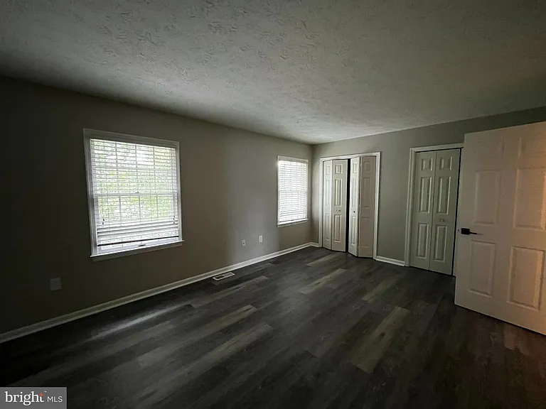 321 Tudor Dr — Photo 5