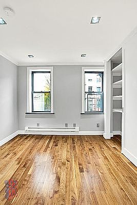 3rd image of 529 E 6th St