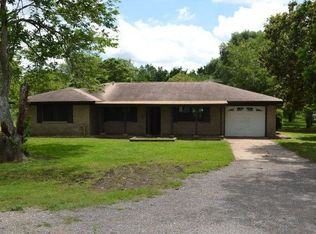 1248 Fairground Rd, Angleton, TX 77515