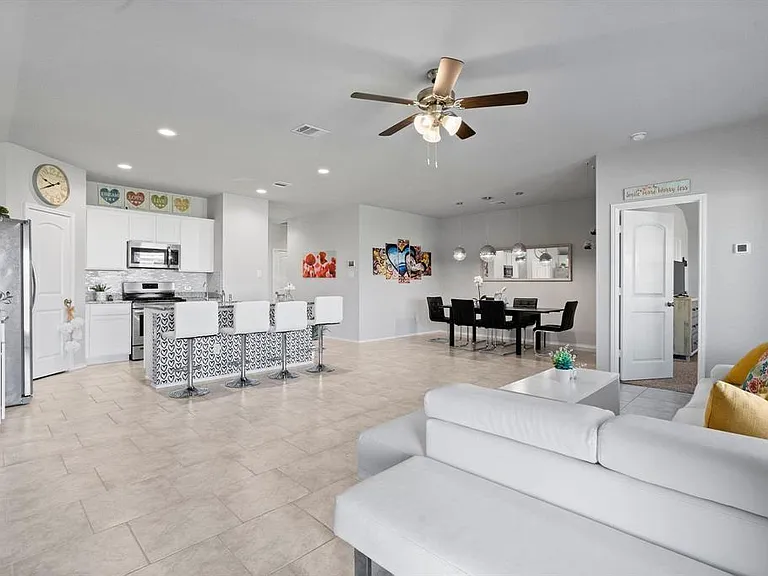 4115 Magliana Ln — Photo 25