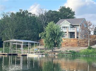 716 195th St, Fort Scott, KS 66701