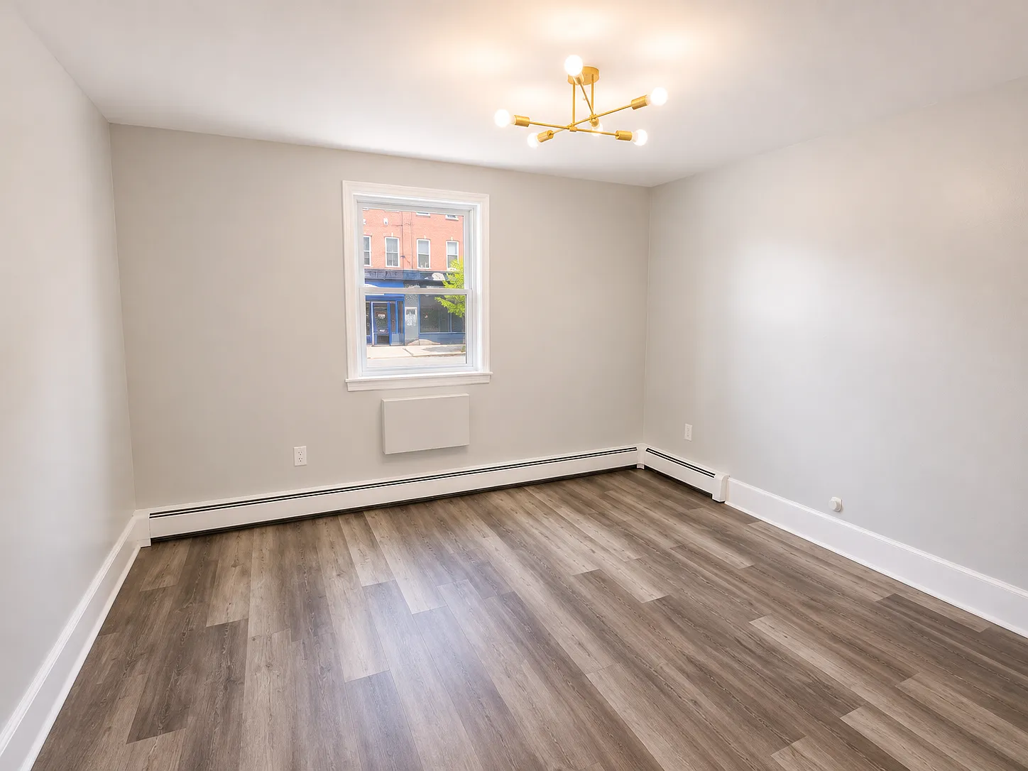 2 bed, 650 sqft, $1,650 — Photo 3