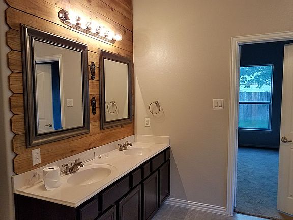 5th image of 2835 Lakecrest Forest Dr