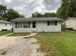 204 Michigan Ave, South Roxana, IL 62087