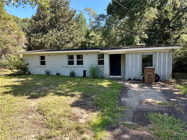 2213 Vivian Dr, Mobile, AL 36693