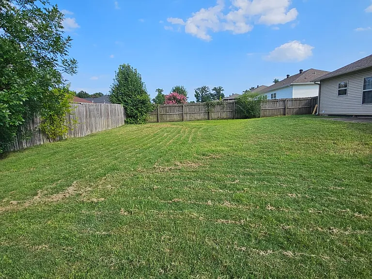 400 Apricot St — Photo 10