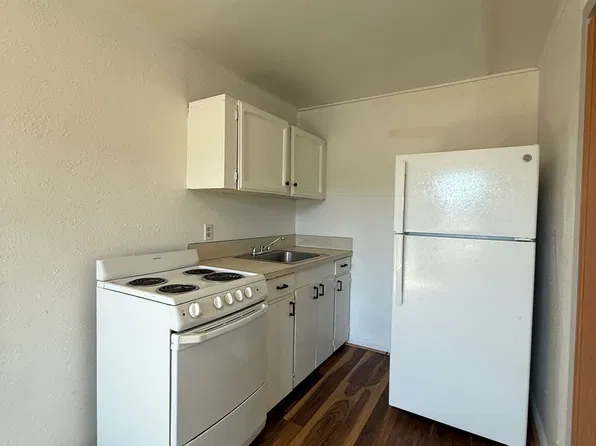 2320 Simpson Ave #4, Aberdeen, WA 98520