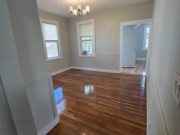 15 Tremlett St #1 — Photo 6