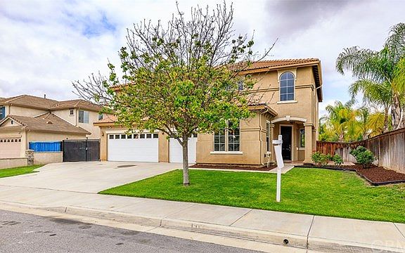 2nd image of 36769 Montfleury Ln