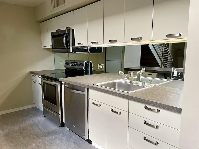 101 Soquel Ave #420 — Photo 3