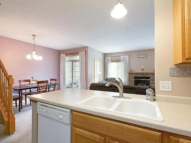 6893 Pine Crest Trl S — Photo 8