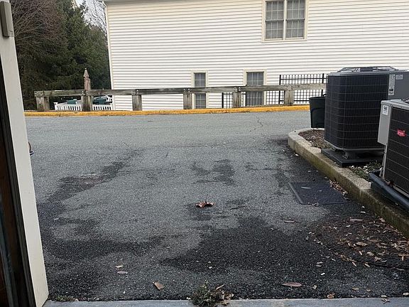 3rd image of 680 Orchard Ridge Dr Unit 100