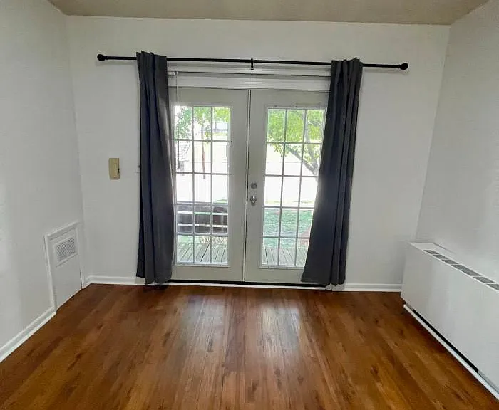 6350 Forward Ave #14 — Photo 93