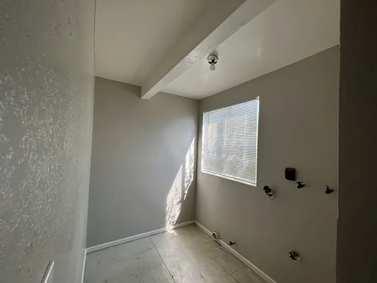 RV T 1063-1067 — Photo 9