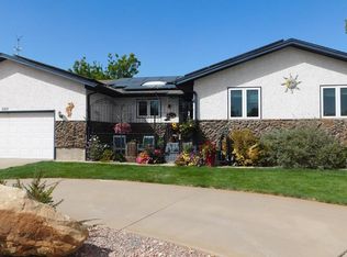 2221 Cartier Dr, Pueblo, CO 81005