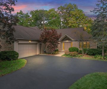 3026 Cross Creek Ct, Ann Arbor, MI, 48108