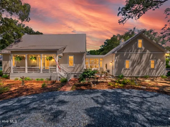 502 W Brown Street, Southport, NC 28461