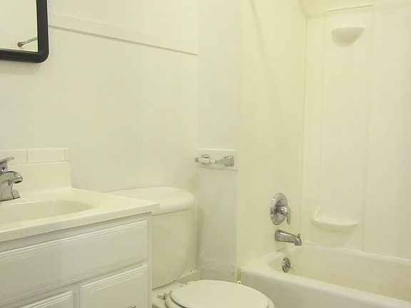 4th image of 918 E Garfield Ave