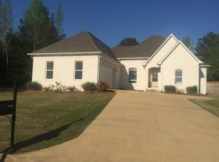 6286 Park Heights Cir, Tupelo, MS 38801