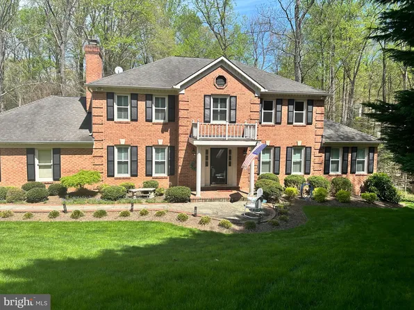 6325 Blackburn Ford Dr, Fairfax Station, VA 22039