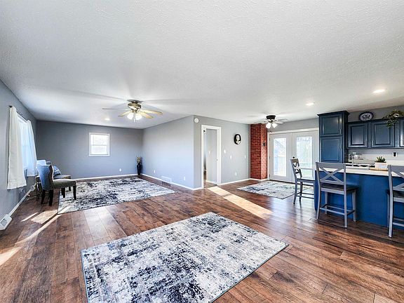 5th image of 5105 W Sherwood Rd